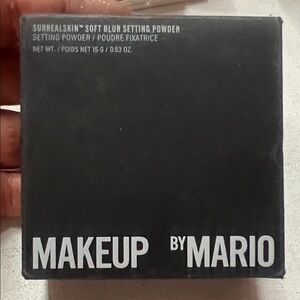 Makeup by Mario SurrealSkin Soft Blur Setting Powder - Black